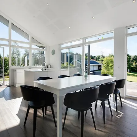 3 Bedroom Gorgeous In Ebeltoft