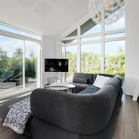 3 Bedroom Gorgeous In *